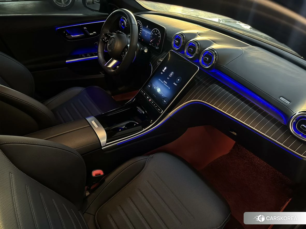 Mercedes-Benz Class C 2022 Зеленый из Китая