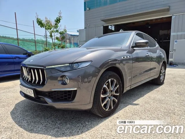 Maserati Levante 2019 Серый из Кореи