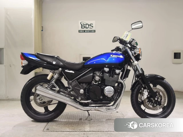Проданный Kawasaki ZEPHYR 400 2012 из Японии