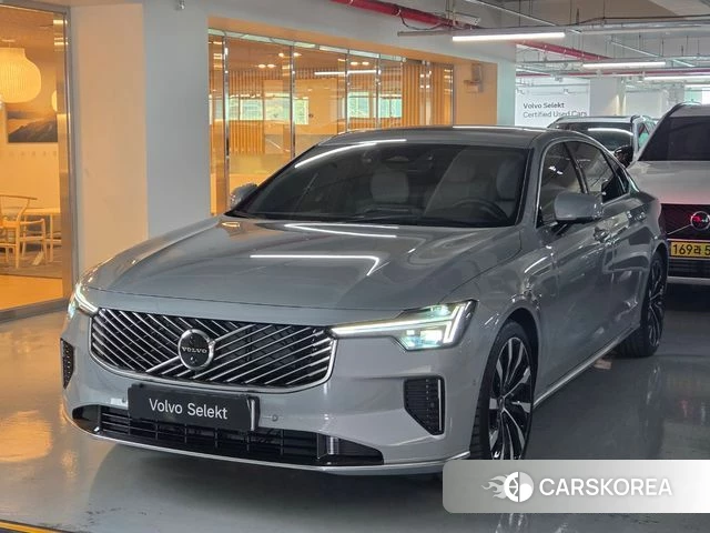 Volvo S90 2026 Серый из Кореи