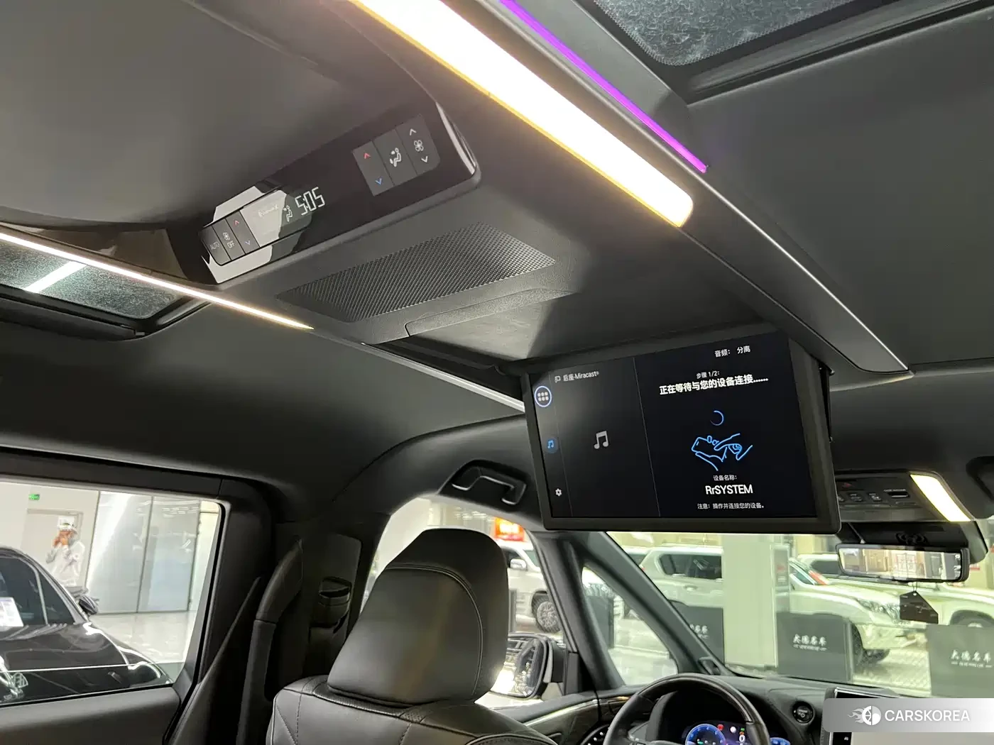 Toyota Elfa 2024 Черный из Китая