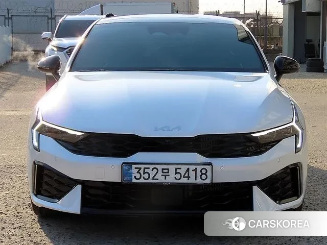 Kia The New K5 3rd generation 2024 Белый из Кореи