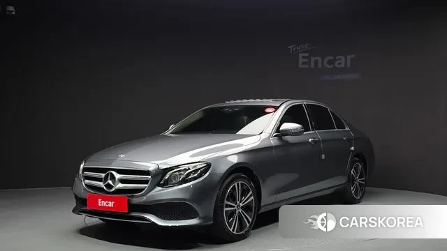 Mercedes-Benz E-Class W213 2020 Серый из Кореи