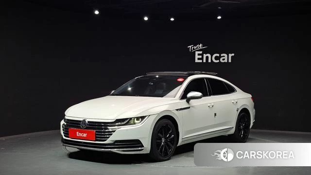 Volkswagen Arteon 2019 Белый из Кореи