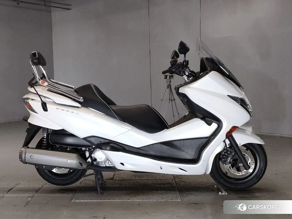 Проданный Honda FORZA Z 2012 из Японии