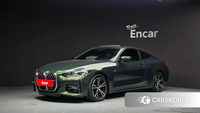 BMW 4 Series (G22) 2022 Зеленый из Кореи
