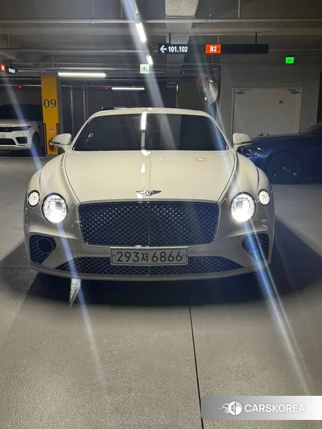Bentley Continental GT 3rd Generation 2021 Белый из Кореи