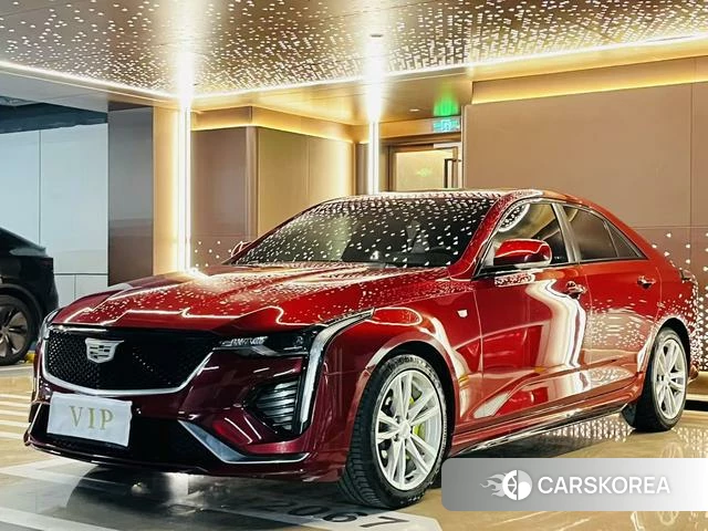 Cadillac CT4 2021 Красный из Китая