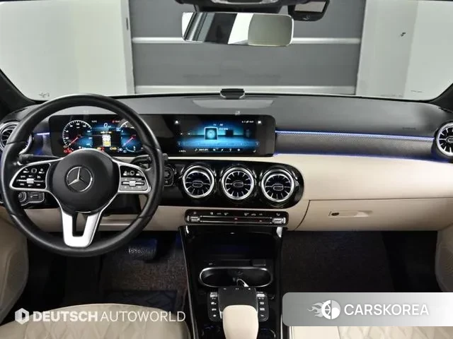 Mercedes-Benz A-Class W177 2022 Белый из Кореи