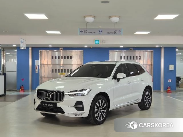 Volvo XC60 second Generation 2023 Белый из Кореи