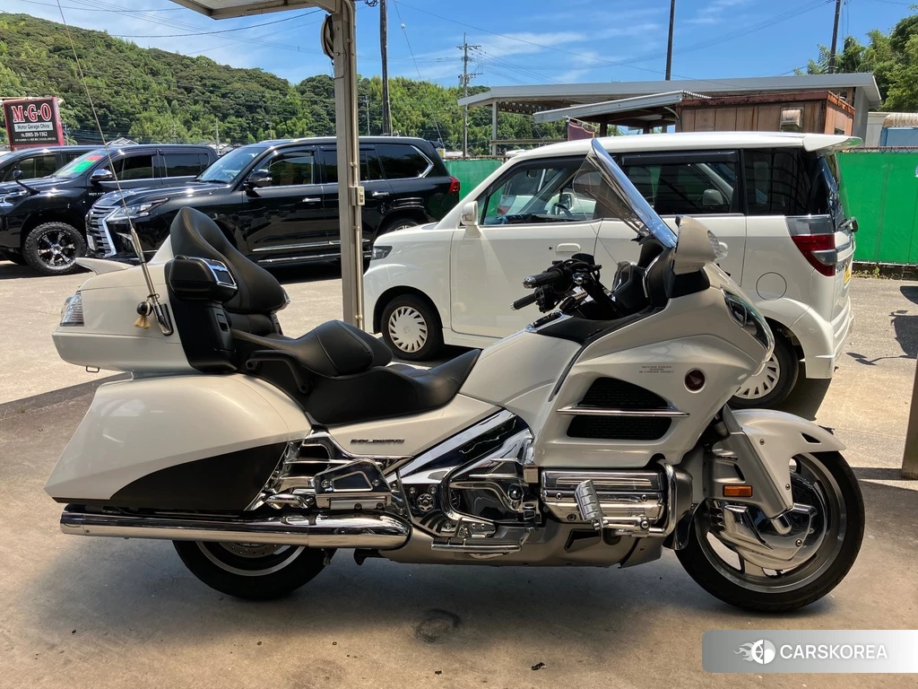 Проданный Honda GL1800 2017 из Японии