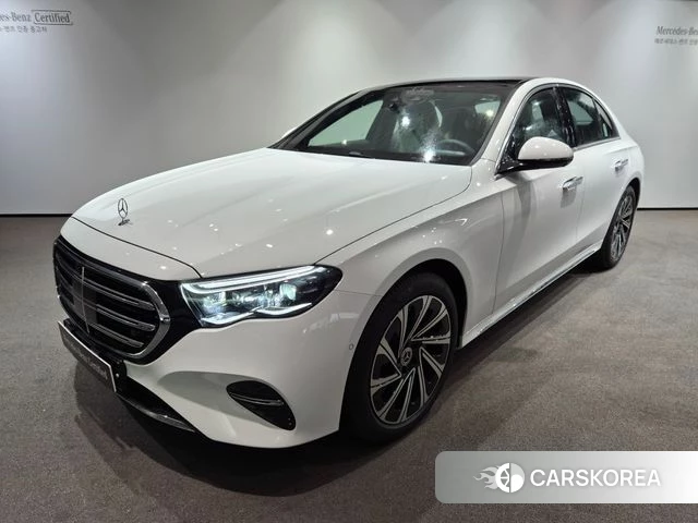 Mercedes-Benz E-Class W214 2025 Белый из Кореи