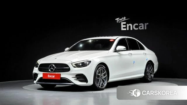 Mercedes-Benz E-Class W213 2021 Белый из Кореи