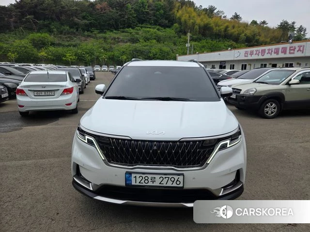 Kia Carnival 4th generation 2023 Белый из Кореи