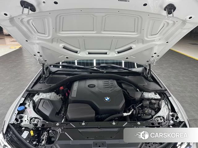 BMW 3 series 2024 Белый из Китая
