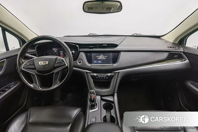 Cadillac XT5 2018 Белый из Китая