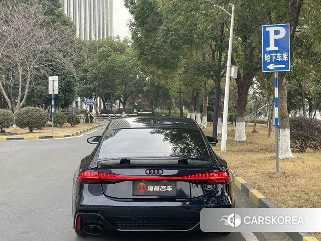 Audi A7 2021 Синий из Китая