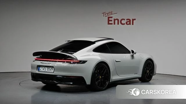 Porsche 911(992) 2023 Серебристо-серый из Кореи