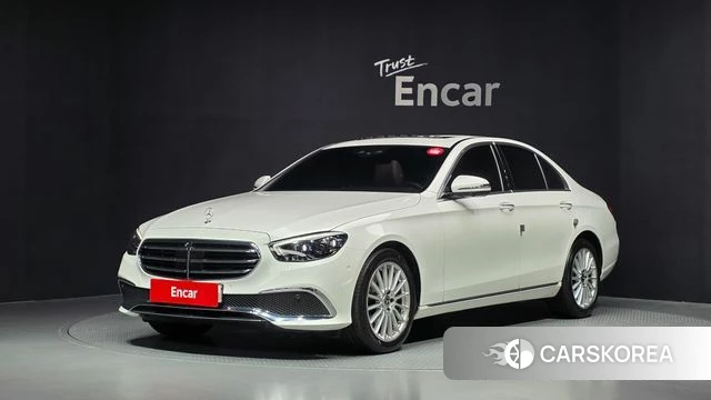 Mercedes-Benz E-Class W213 2022 Белый из Кореи