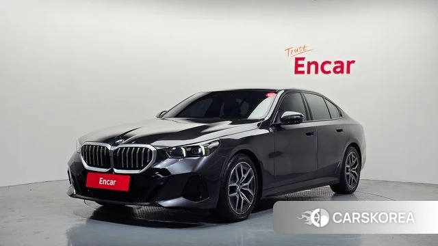 BMW 5 Series (G60) 2025 Серый из Кореи