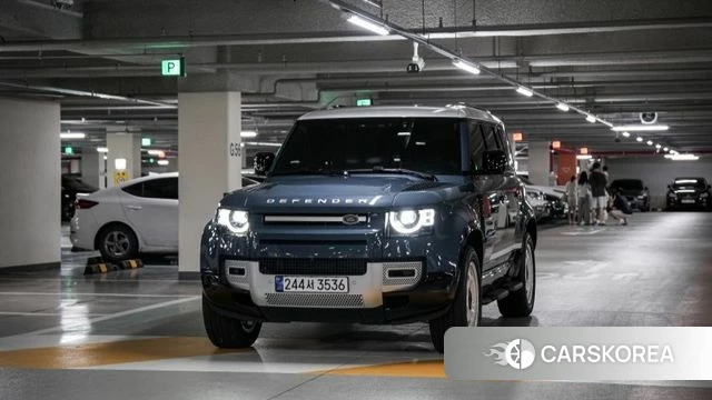 Land Rover Defender (L663) 2024 Синий из Кореи