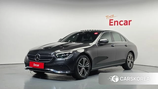 Mercedes-Benz E-Class W213 2021 Серый из Кореи