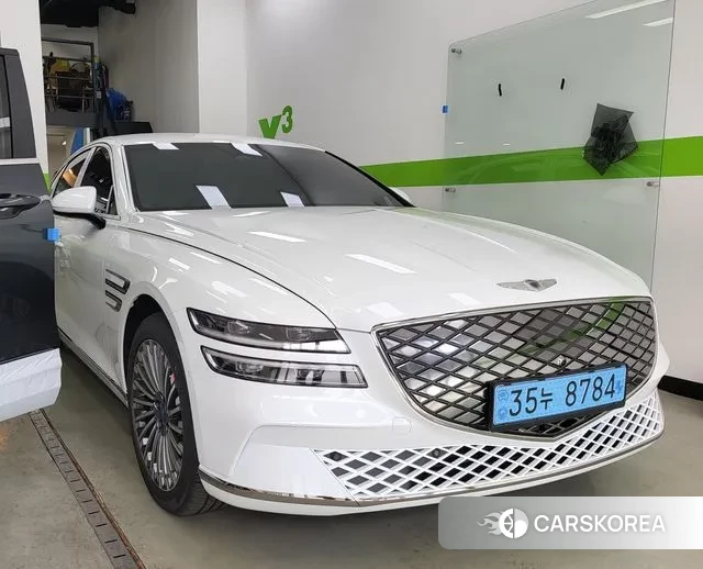 Genesis Electrified G80 (RG3) 2022 Белый из Кореи