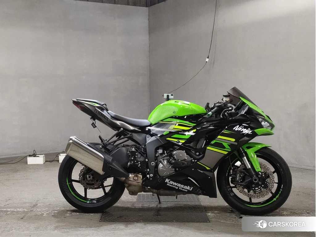 Проданный Kawasaki ZX-6R NINJA 2019 из Японии, фото 2