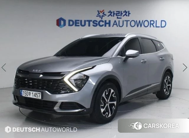 Kia Sportage 5th Generation Hybrid 2023 Серебристо-серый из Кореи