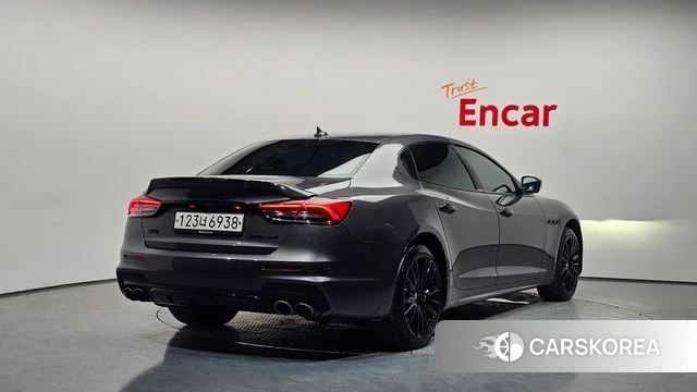 Maserati Quattroporte 2020 Серый из Кореи