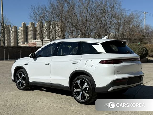 BYD Song Pro DM 2025 Белый из Китая