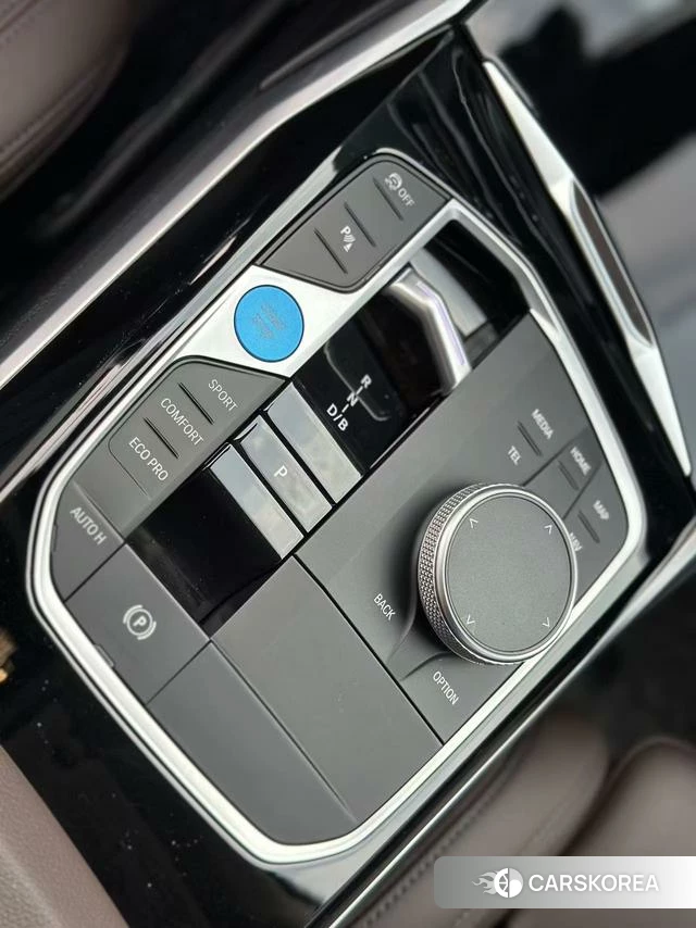 BMW i3 2023 Черный из Китая