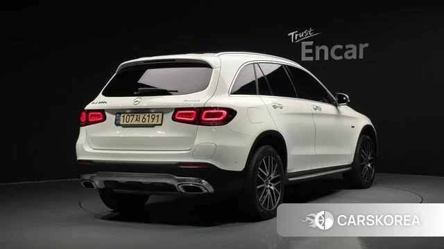 Mercedes-Benz GLC-Class X253 2021 Белый из Кореи