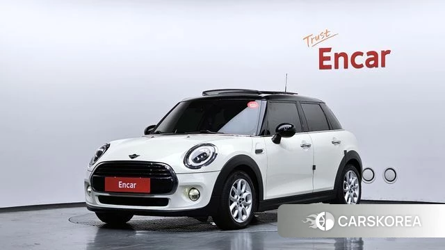Mini Cooper 2018 Жемчужный цвет из Кореи