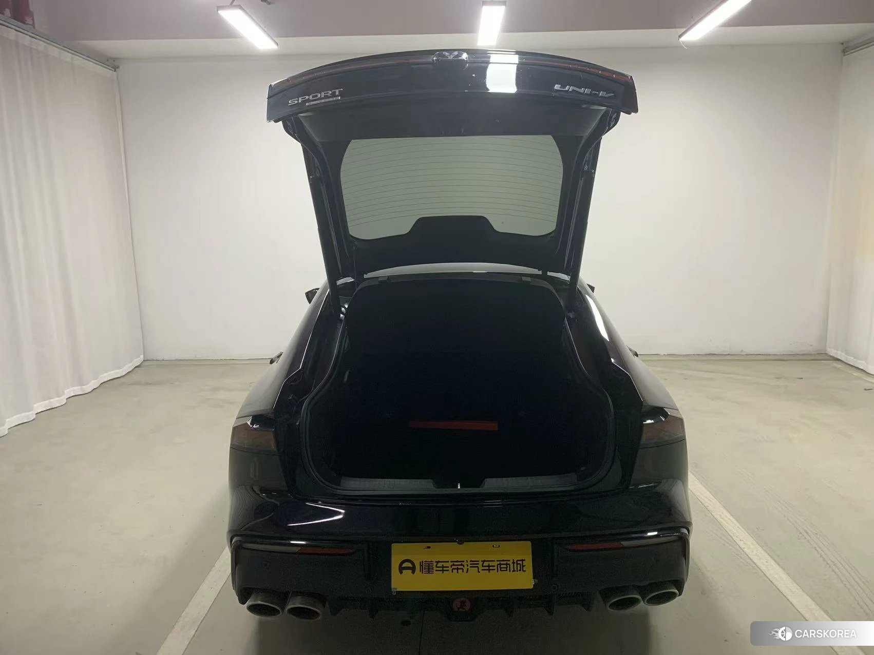 Chang'an UNI-V 2023 Черный из Китая