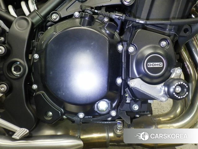Engine photo