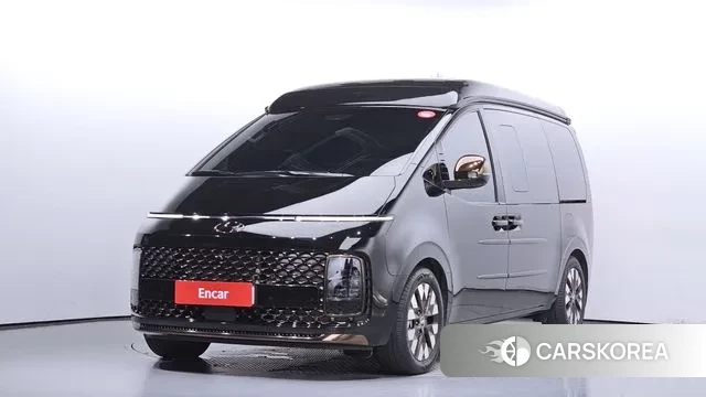 Hyundai Staria 2023 Черный из Кореи