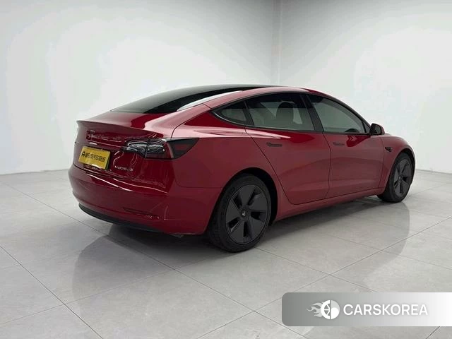 Tesla Model 3 2021 Красный из Китая