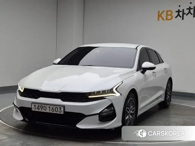 Kia K5 3rd generation 2022 Белый из Кореи