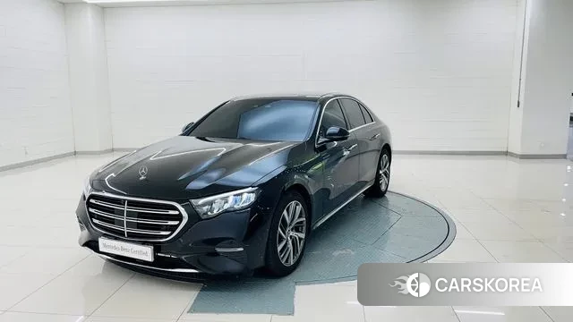 Mercedes-Benz E-Class W214 2024 Черный из Кореи