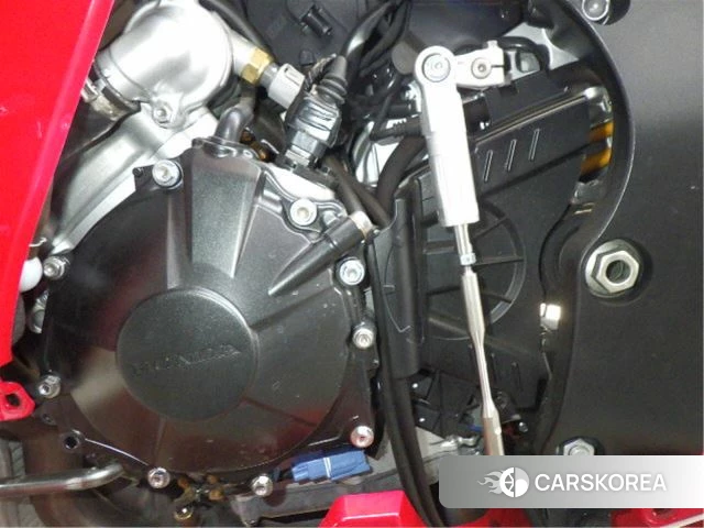 Engine photo