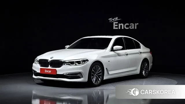 BMW 5 Series (G30) 2018 Белый из Кореи