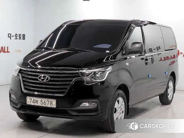 Hyundai The New Grand Starex 2018 Черный из Кореи