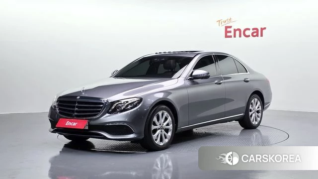 Mercedes-Benz E-Class W213 2018 Серый из Кореи