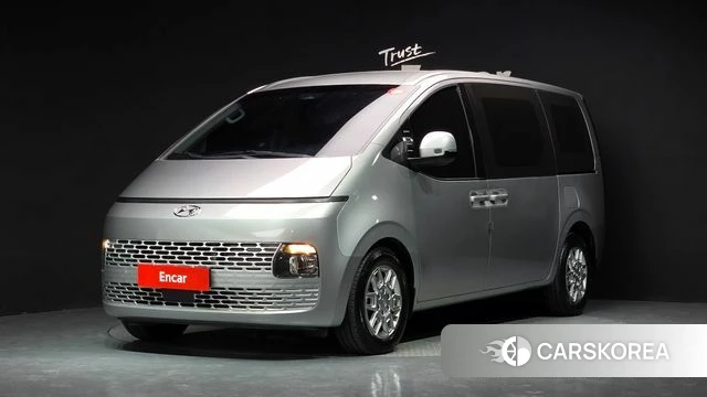 Hyundai Staria 2021 Серебряный из Кореи