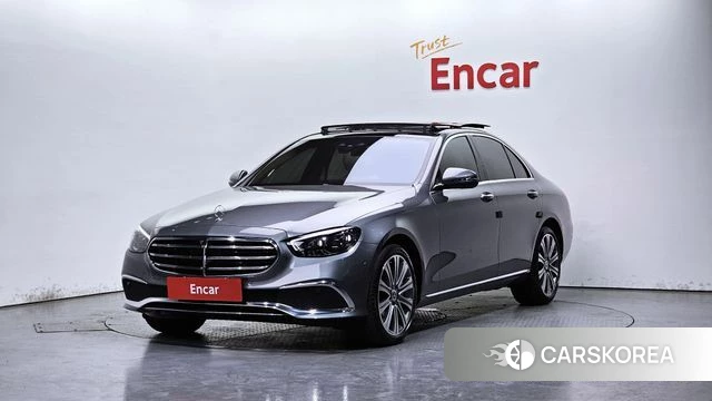 Mercedes-Benz E-Class W213 2022 Серый из Кореи