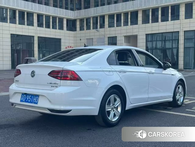 Volkswagen Lingdu 2021 Белый из Китая