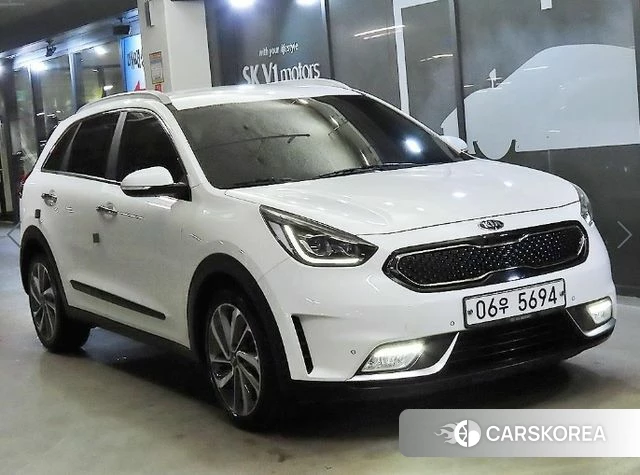 Kia Niro 2018 Белый из Кореи