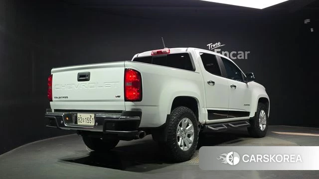 Chevrolet (GM Daewoo) Real New Colorado 2021 Белый из Кореи