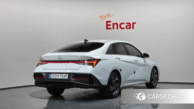 Hyundai The New Avante (CN7) 2024 Белый из Кореи